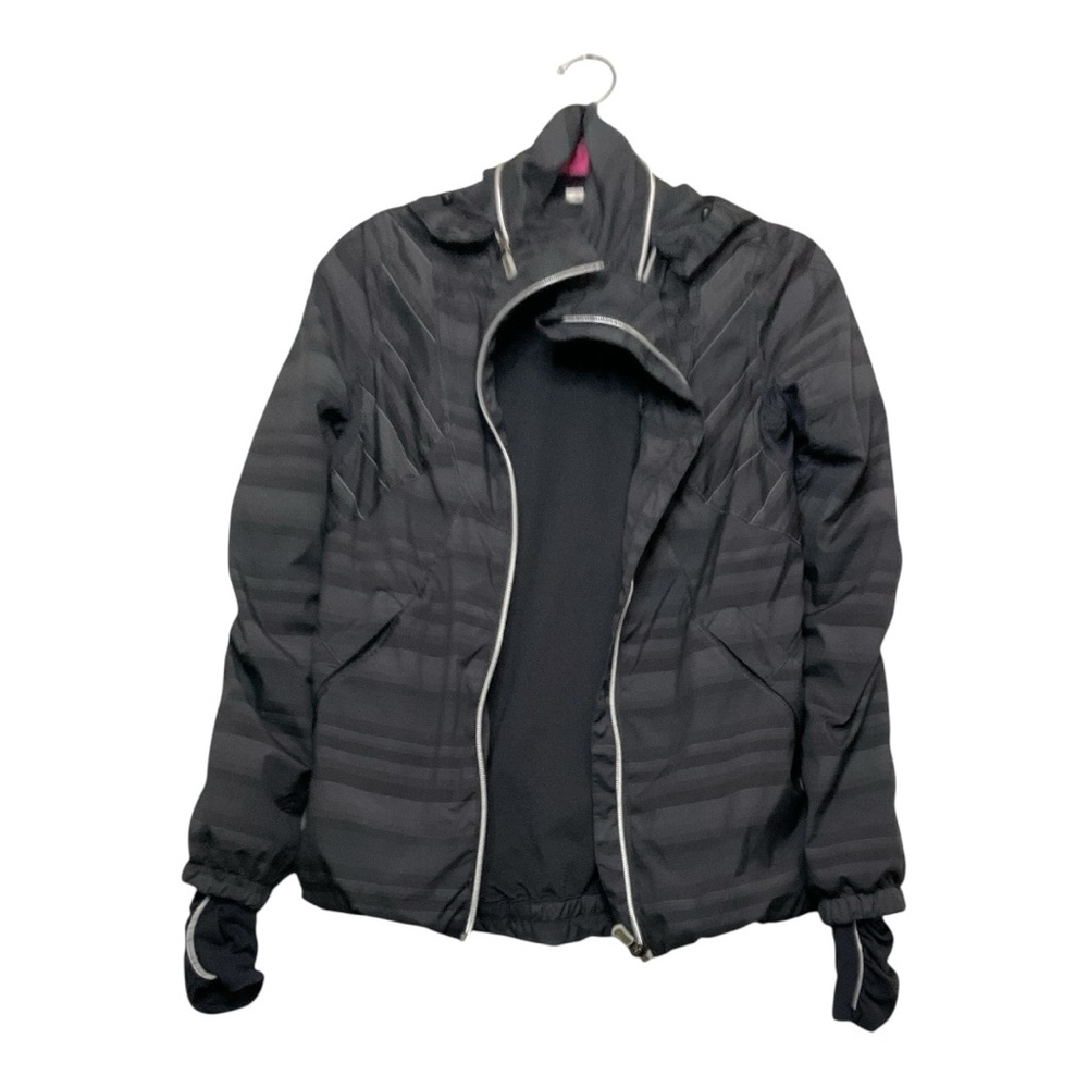 Women’s Lululemon Run Hustle Jacket, size 4
